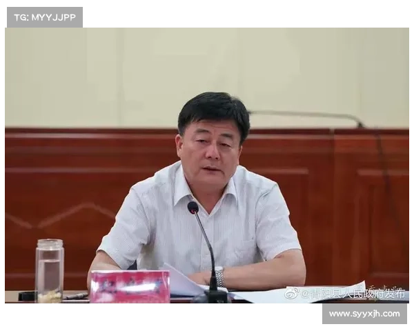 如何在会议中精准抓住要点有效应对辩论与迟到问题的实用技巧