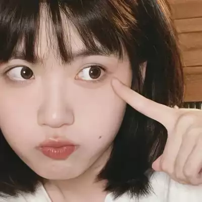 黄莉颖